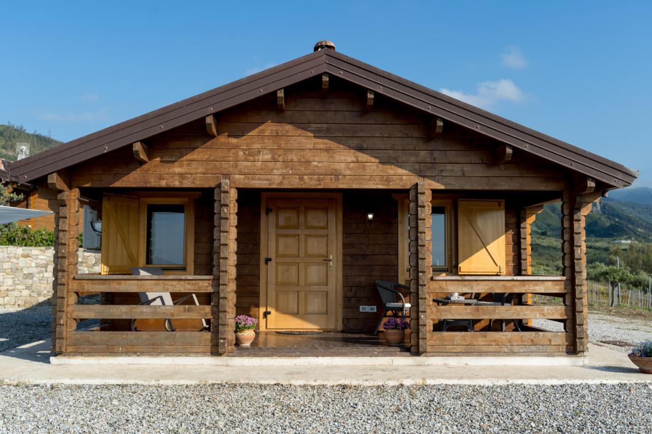 Chalet Tenuta Lacco فورناري المظهر الخارجي الصورة
