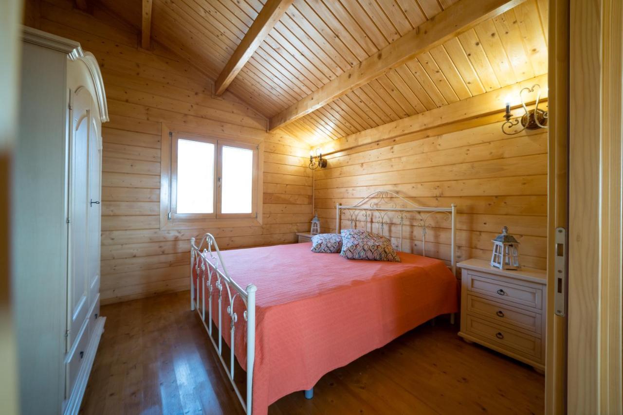 Chalet Tenuta Lacco فورناري المظهر الخارجي الصورة