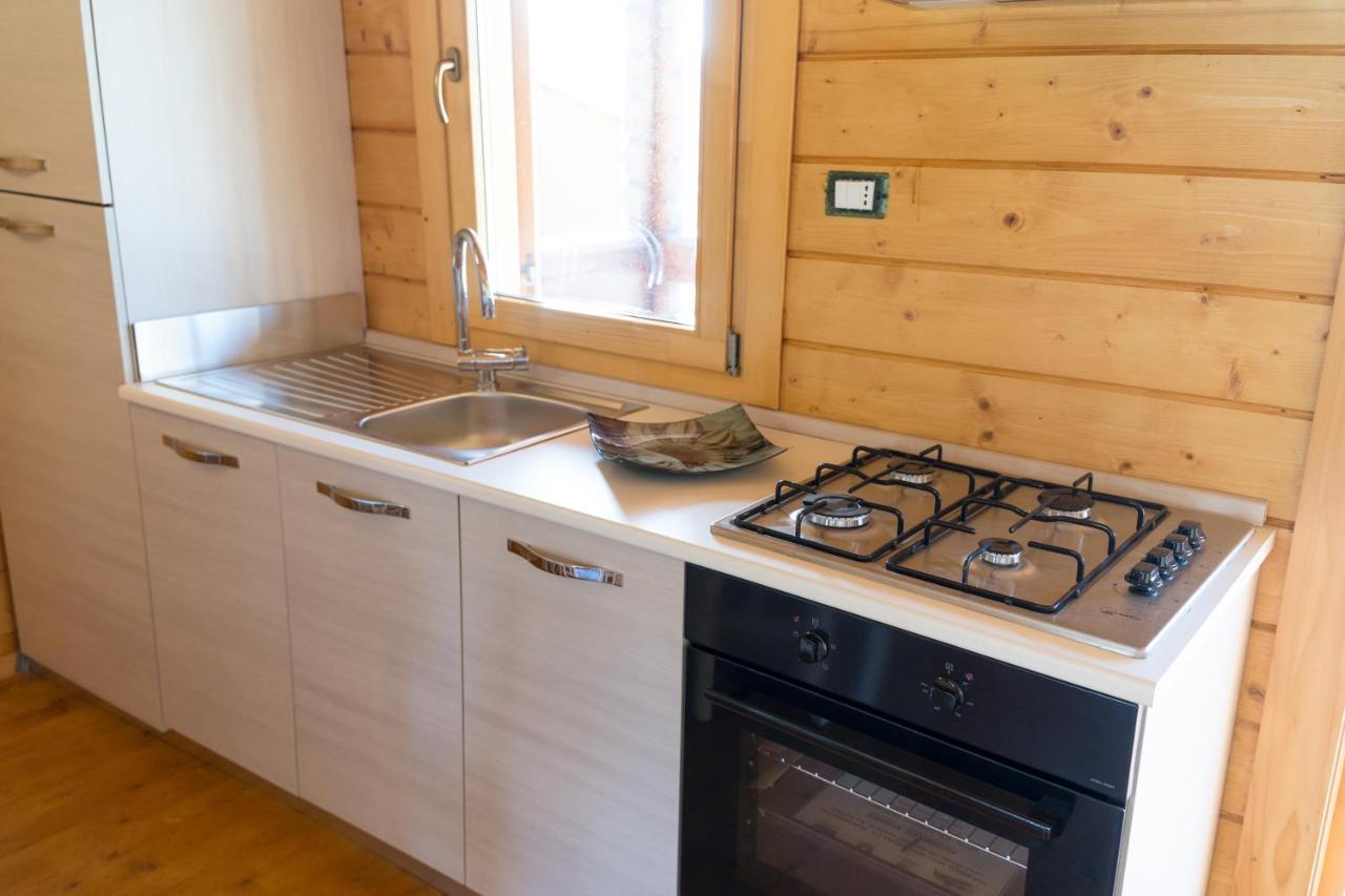 Chalet Tenuta Lacco فورناري المظهر الخارجي الصورة